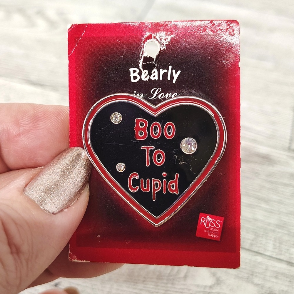 Vintage Russ "Boo To Cupid" Heart Pin – Rhinestone‎ Valentine Brooch